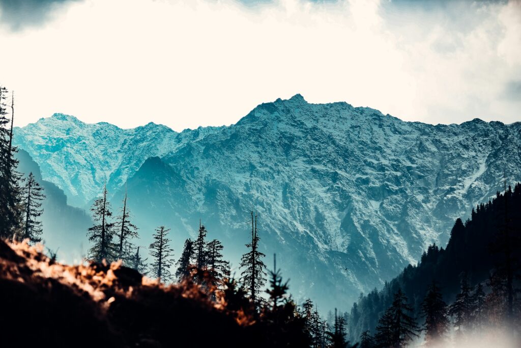 top 10 places to visit in summer in india