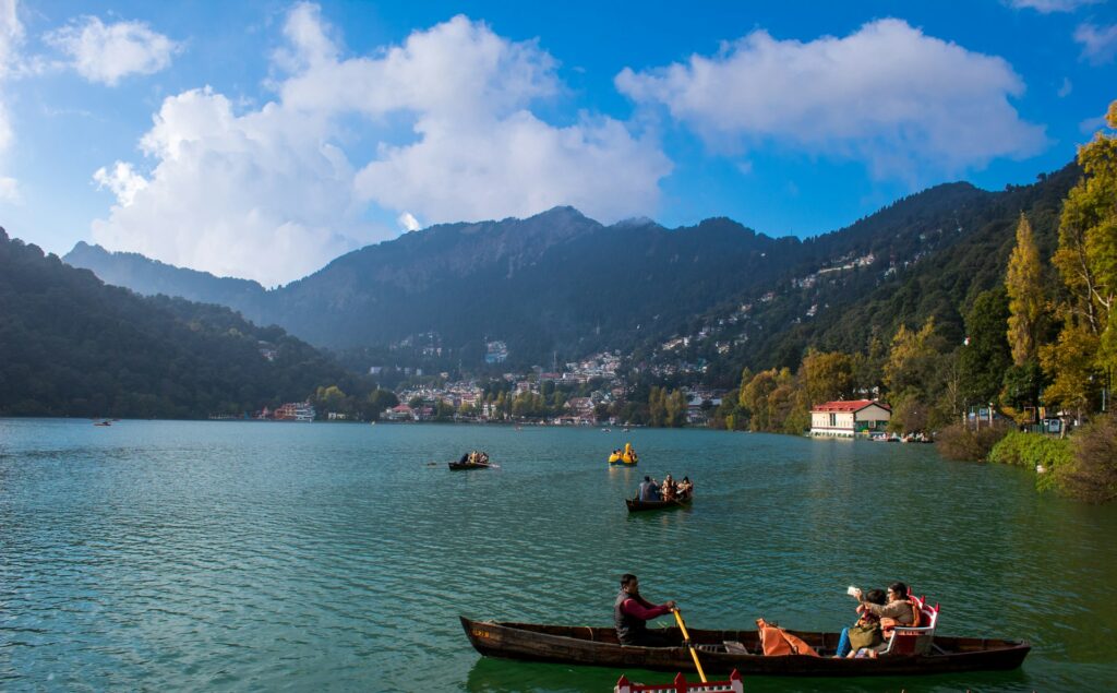 top 10 places to visit in summer in india